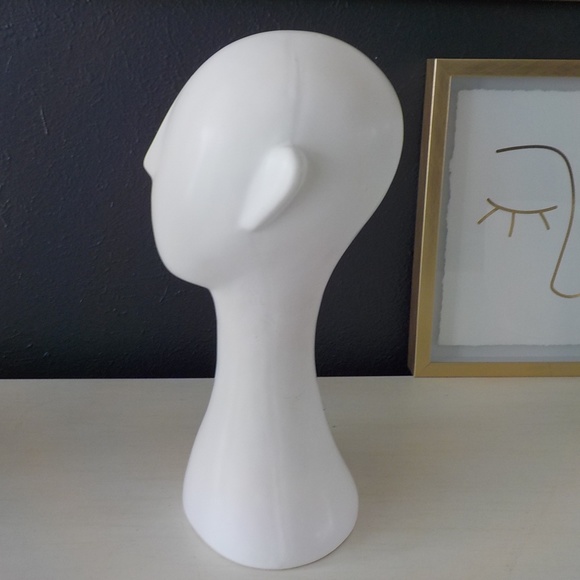 Tall Neck White Ceramic Head Statue - Picture 4 of 8